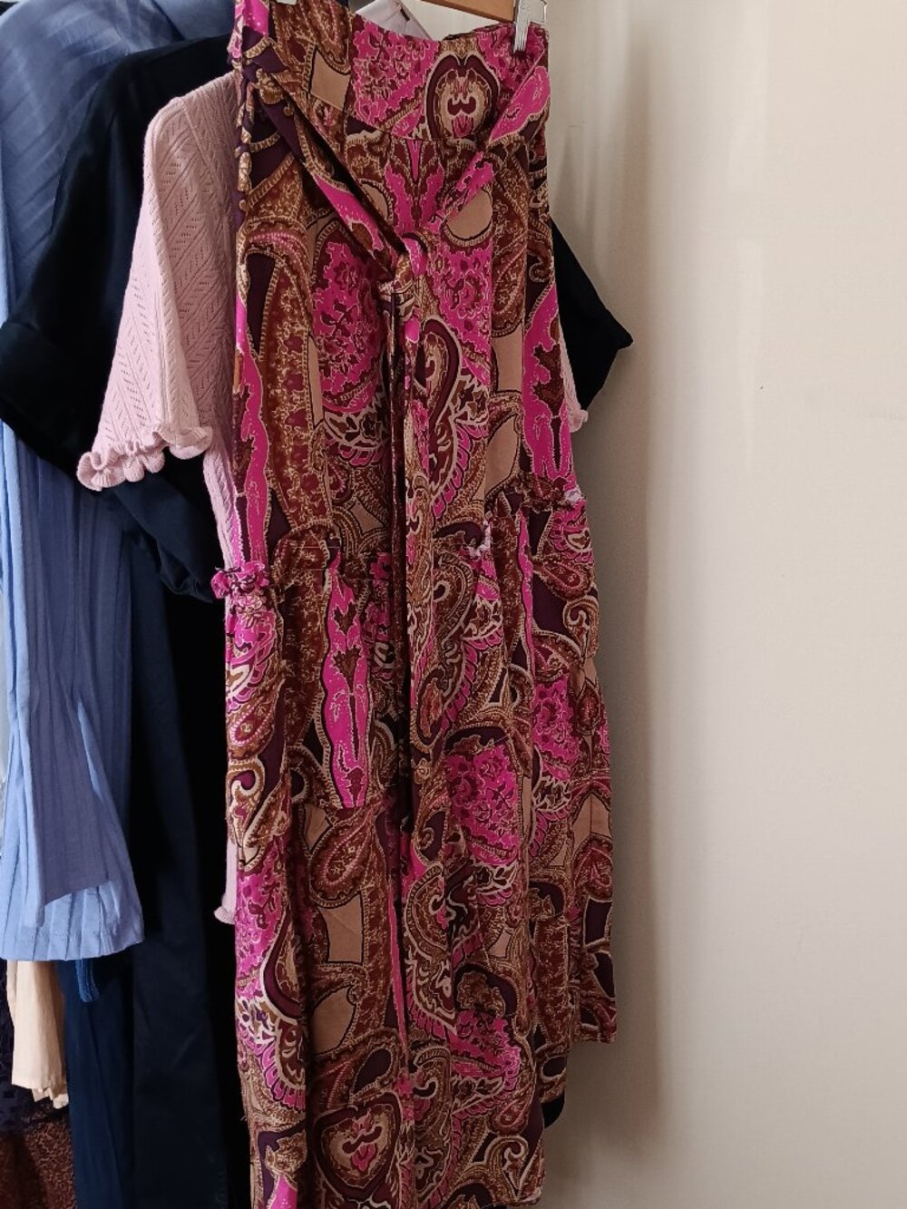 NWT Brown Fuchsia Burgundy Paisley Midi Skirt Size XS (26/26.5 Waist)